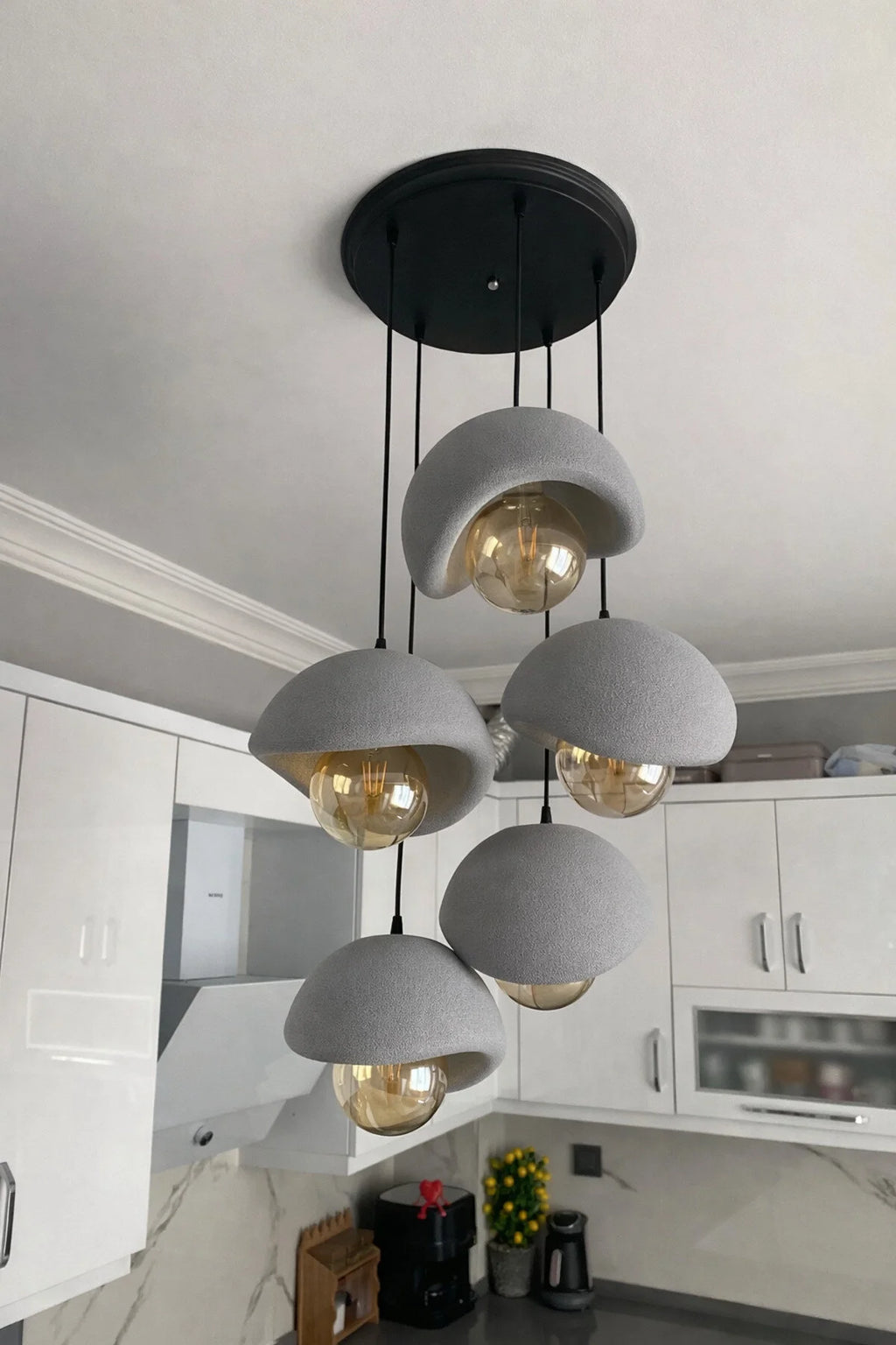Modern 5'li Avize Beton Dokulu - Salon ve Oturma Odası İçin Şık Tasarım