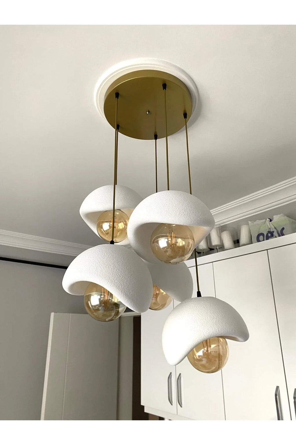Modern 5'li Avize Beton Dokulu - Salon ve Oturma Odası İçin Şık Tasarım