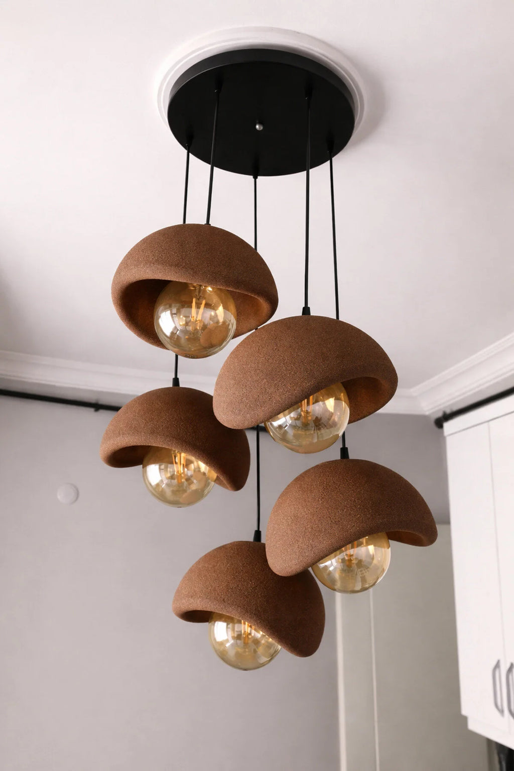 Modern 5'li Avize Beton Dokulu - Salon ve Oturma Odası İçin Şık Tasarım